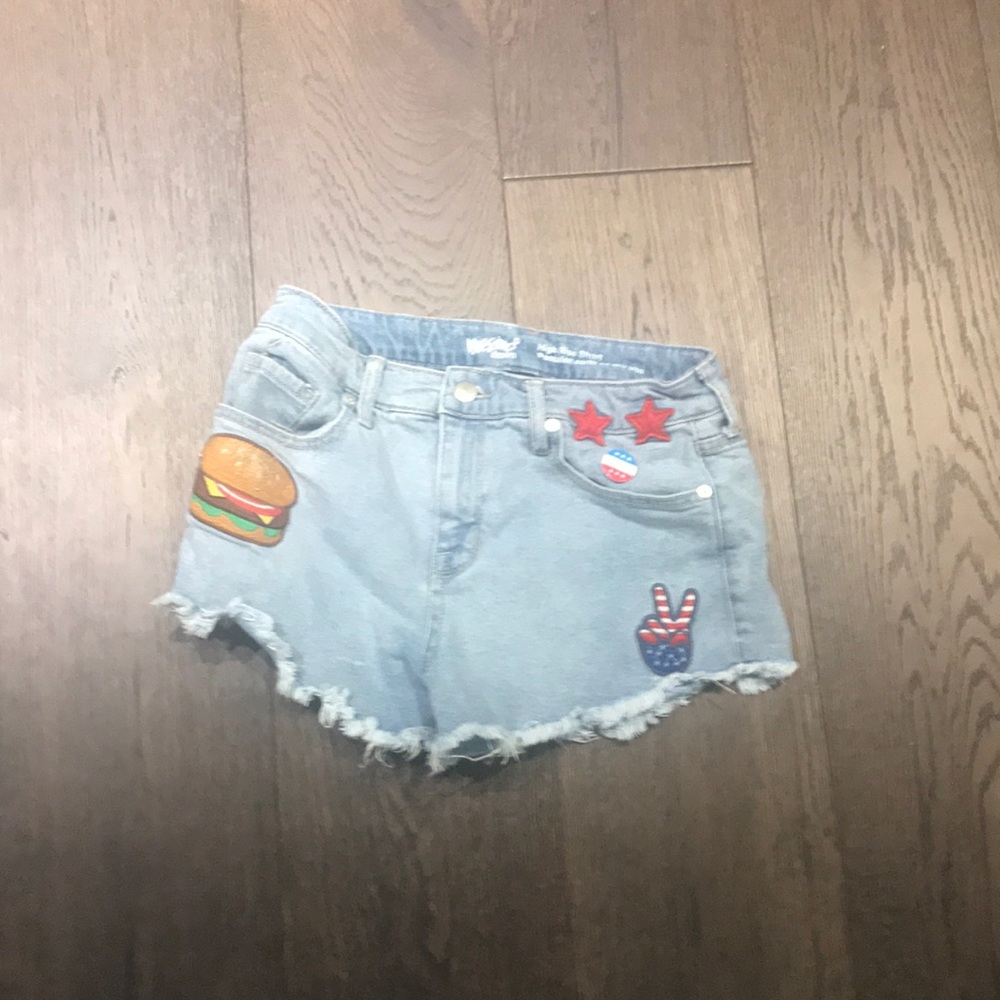 Miss Independence Jean shorts